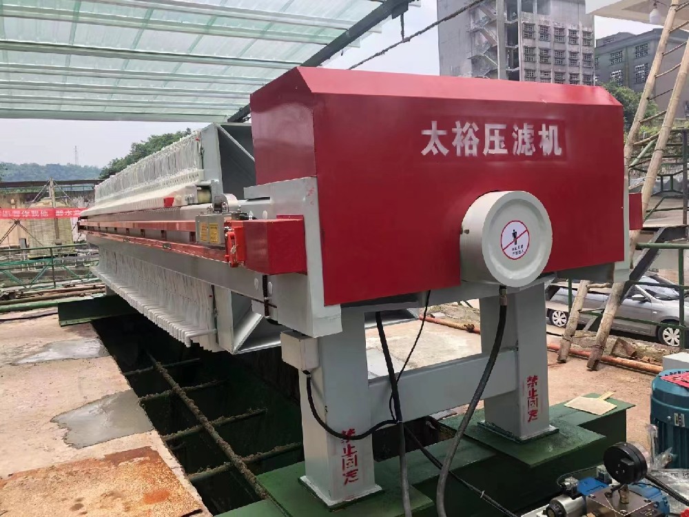单向明流板框式压滤机经常压破压滤板是怎么一回事